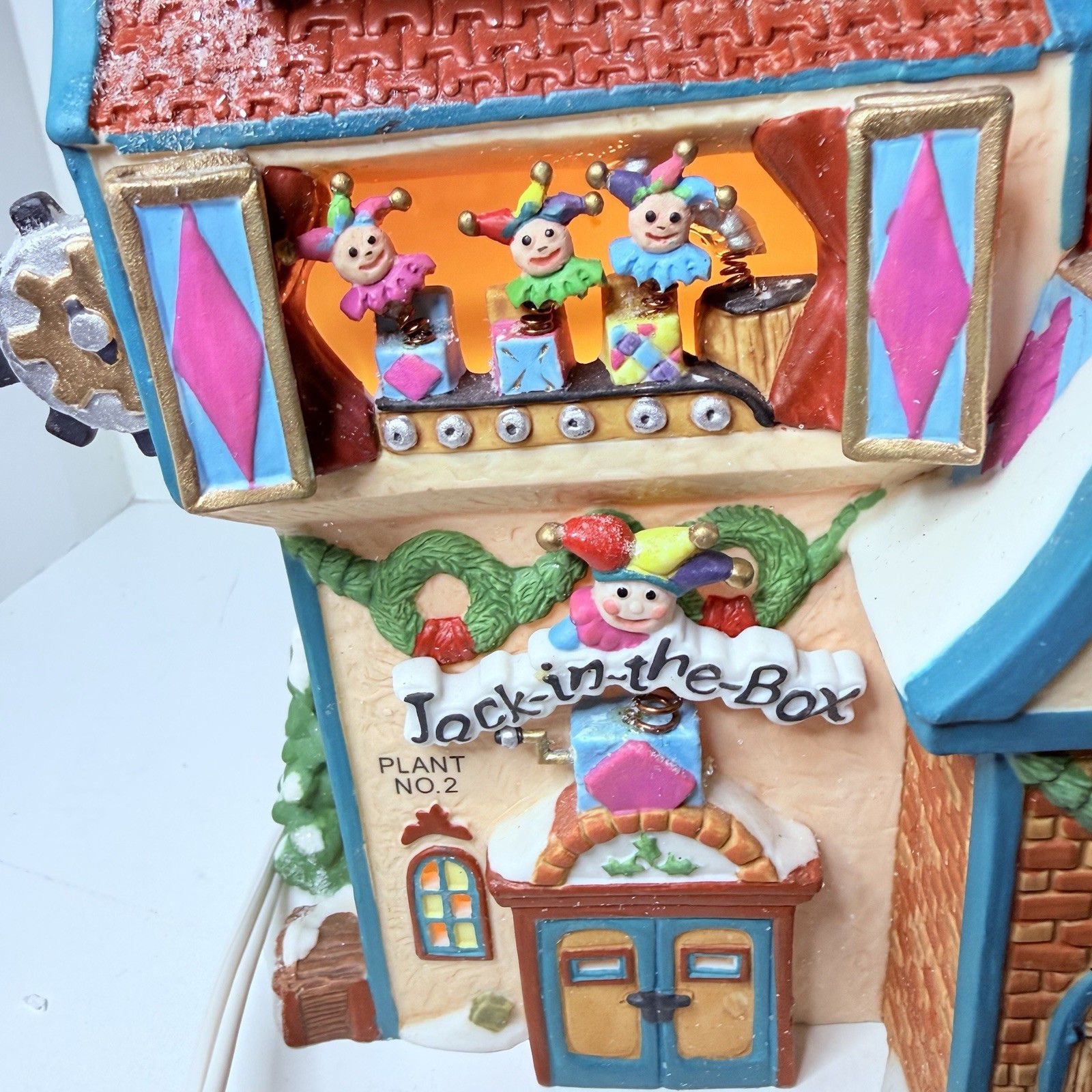 Dept 56 Jack In The Box Plant No.2 North Pole Village 2000 Limited Lighted