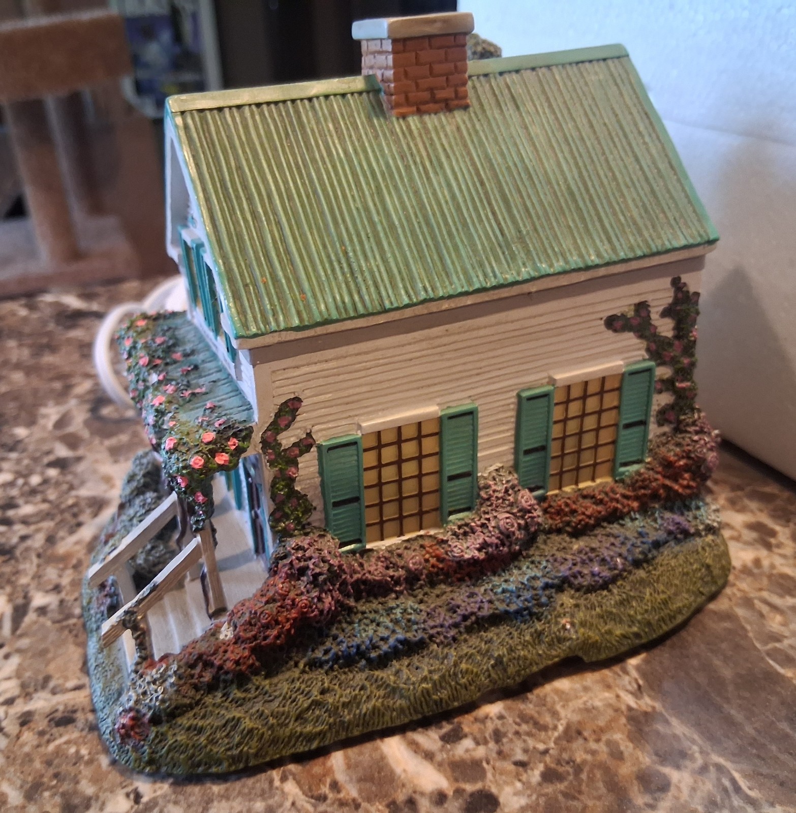 Vintage 2002 Thomas Kinkade Hawthorne Village Hometown Inn (PERFECT CONDITION)