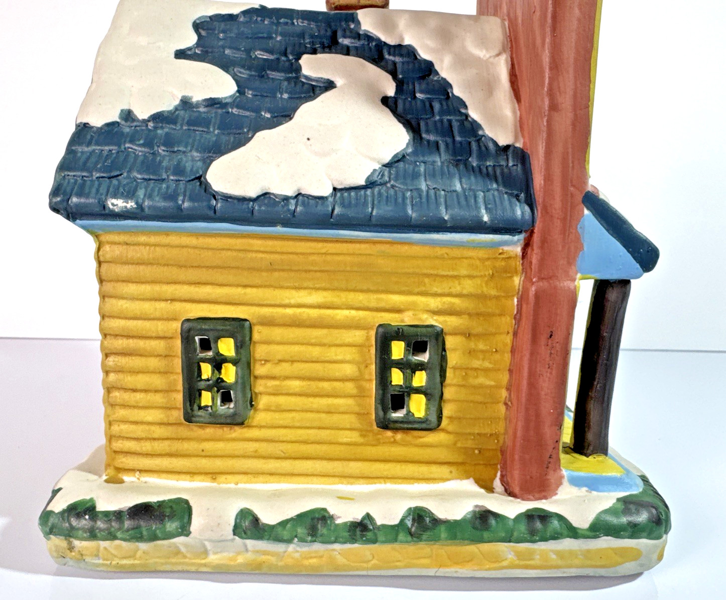 EJ Hodgson Blacksmith 7″ Ceramic Christmas Village Lighted House NEW Cord & Bulb