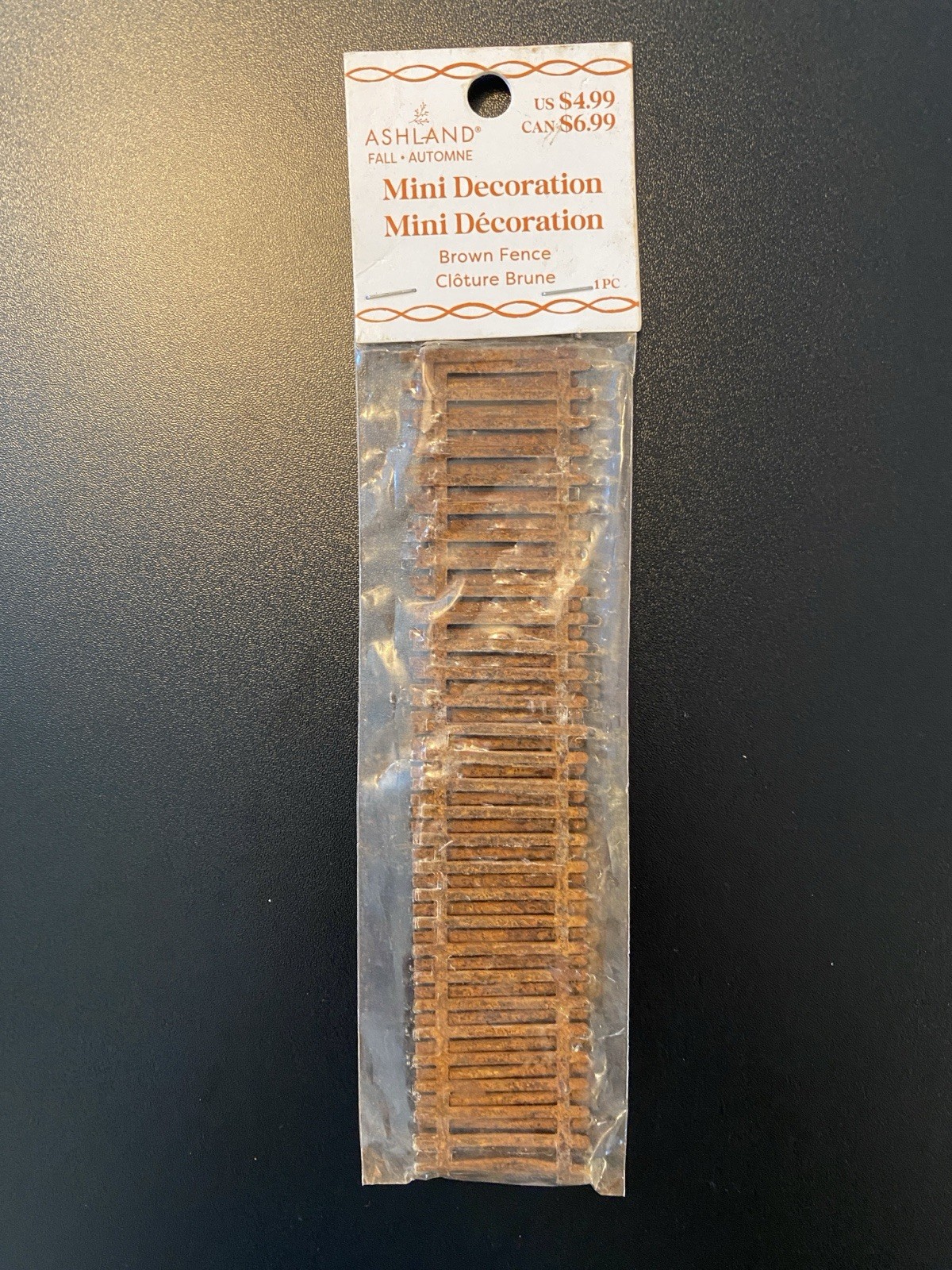 ASHLAND THANKSGIVING FALL HALLOWEEN MINIATURES RUSTY BROWN FENCE 12″ NEW 2025