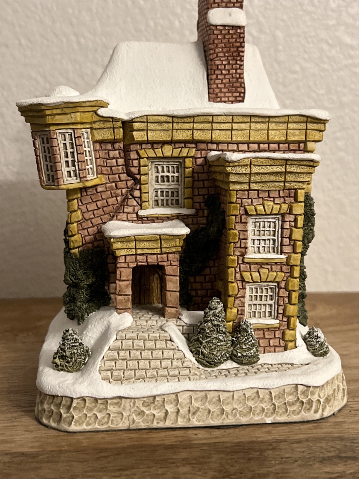 Sairey Gamp’s Home Friends of David Winter Cottages FDW 16 Made In England #2
