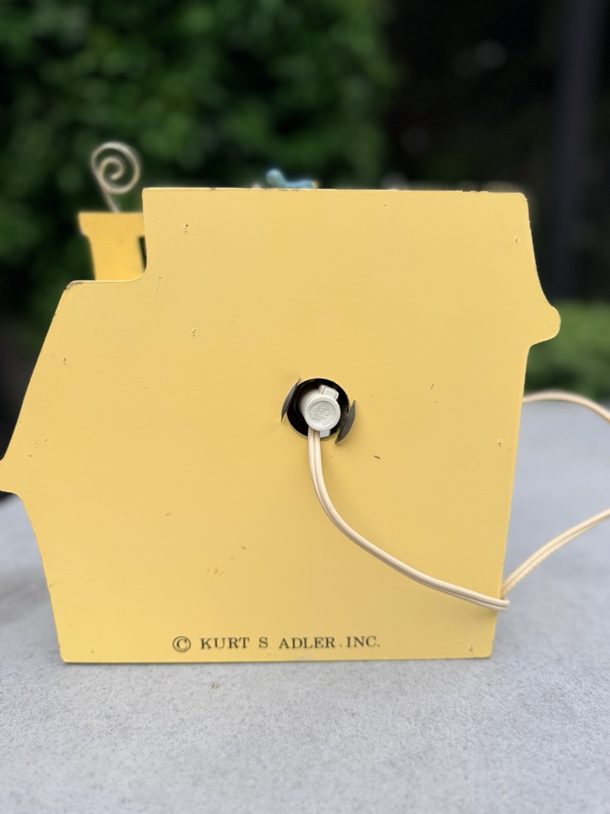 KURT S. ADLER SPRING TOWN FLORAL AND GARDEN STORE LIGHTED TESTED AND WORKS