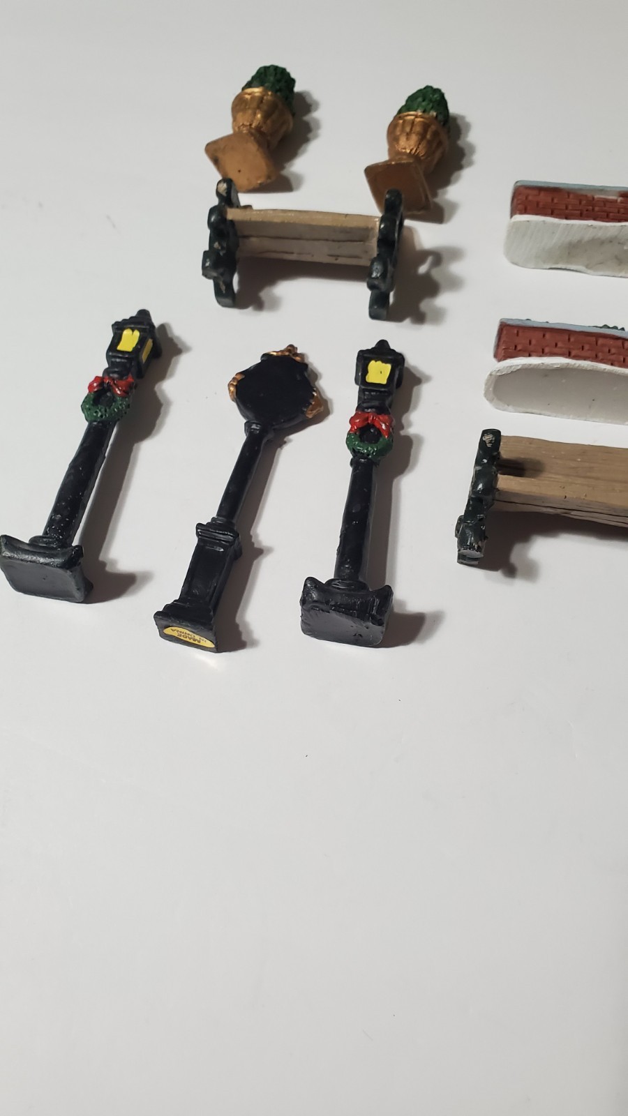 Pewter Village Miniature 🚂 Train Accessories Set Of 5 Tiny Figurines