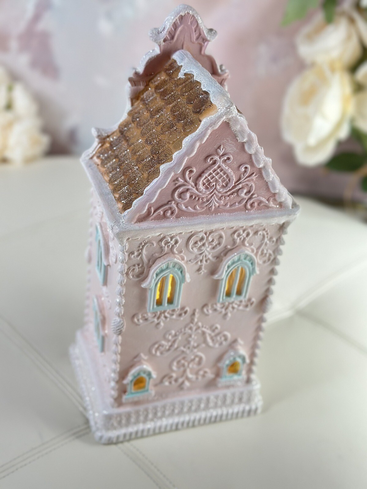 Christmas LED 14”Gingerbread Victorian House W/Beautiful Lace Swirls Frosted NEW