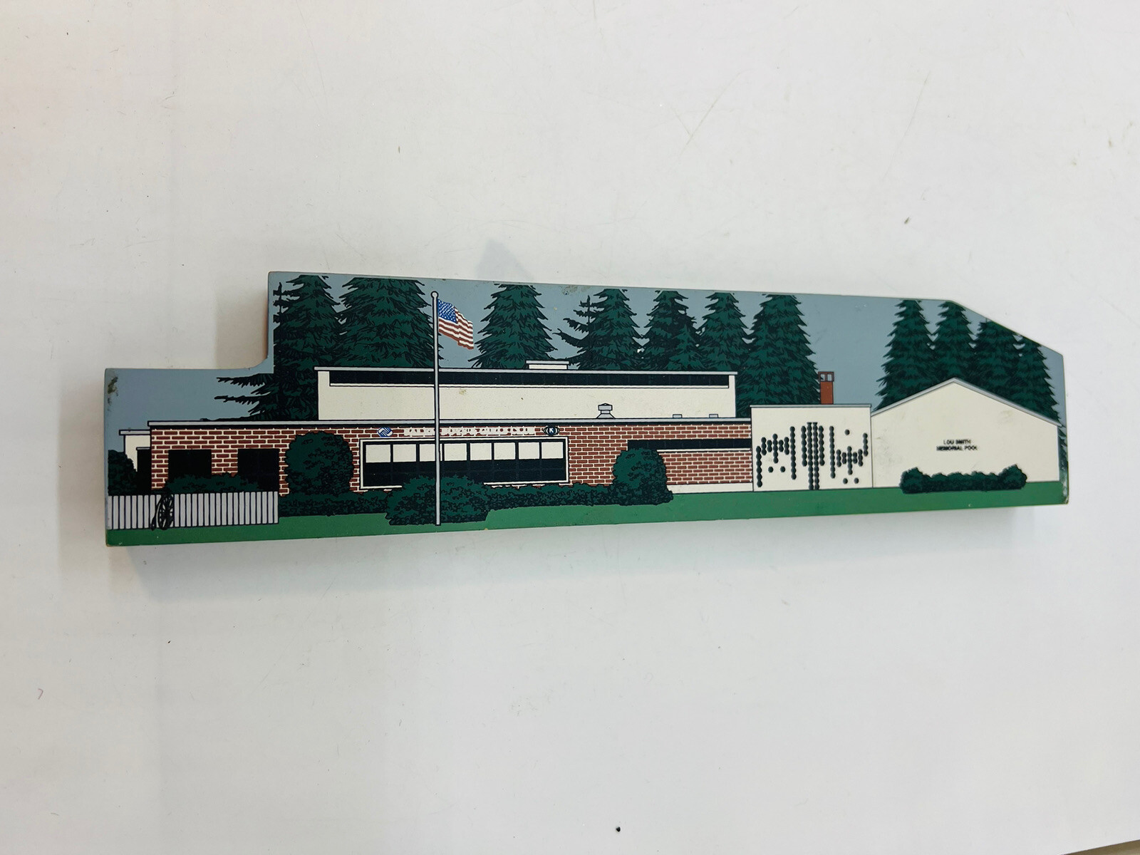 Vintage Hometowne Collectibles Salem NH Boys & Girls Club Wood House Village