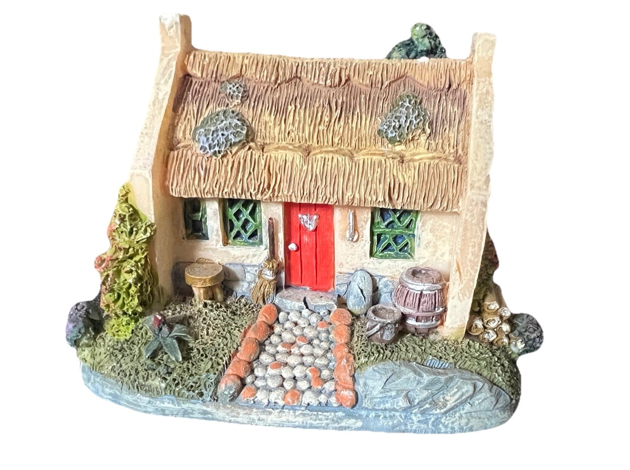 B & B Collection Vintage House Cottage Mini Village Collectible