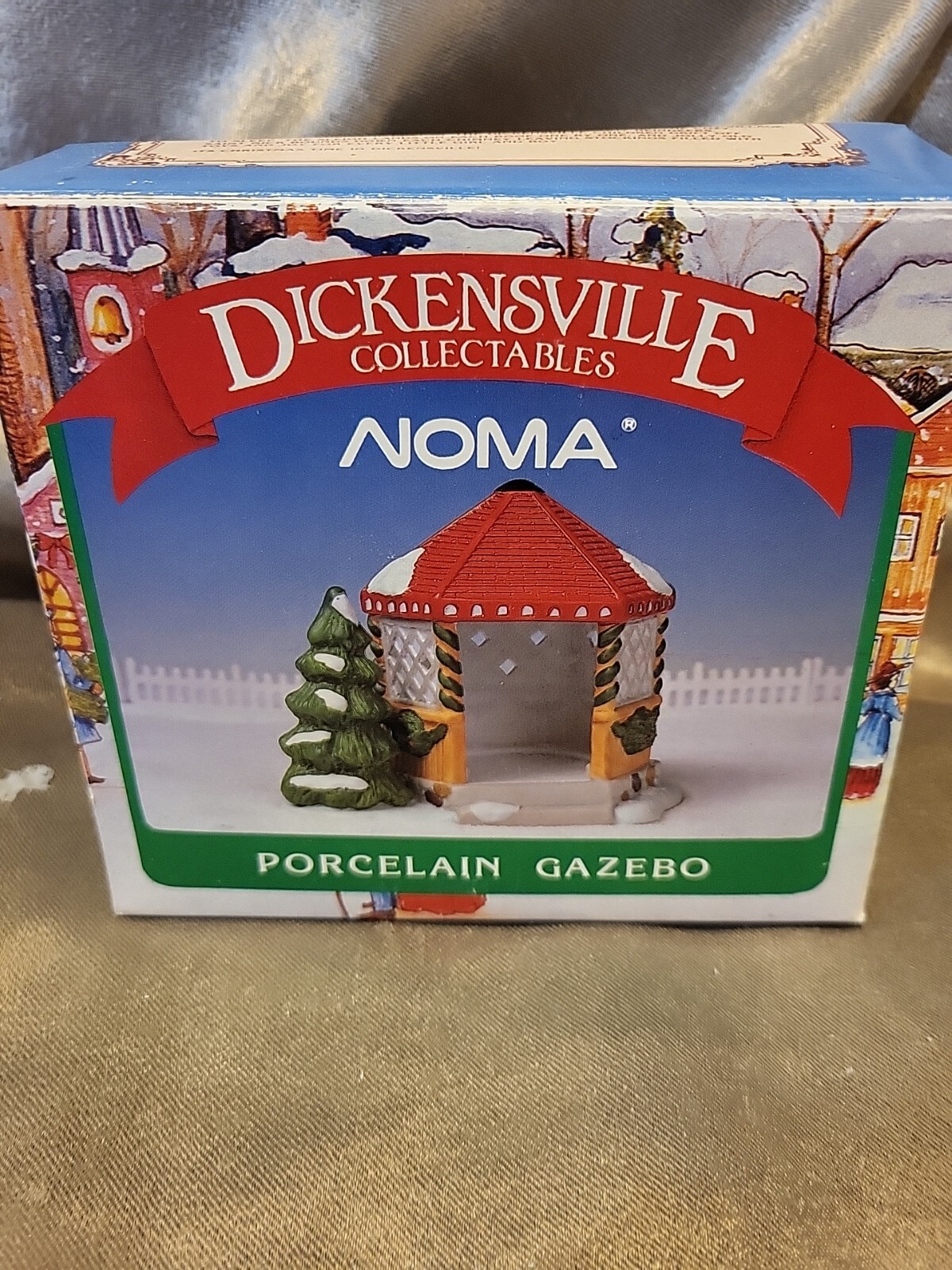 Dickensville Porcelain Gazebo Christmas Village Accessory Noma Vintage Holiday