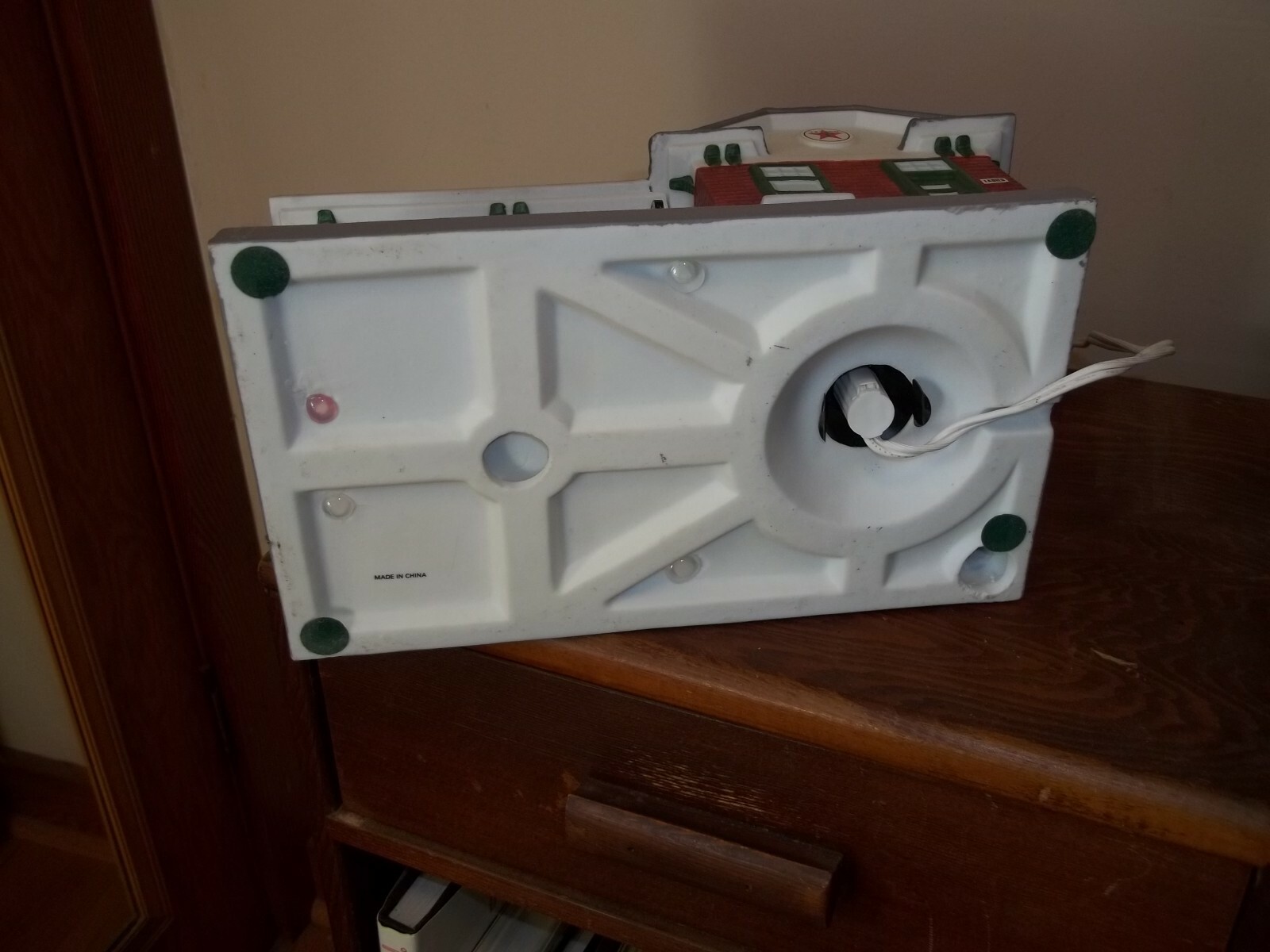The Texas Company Texaco ceramic Service station lighted