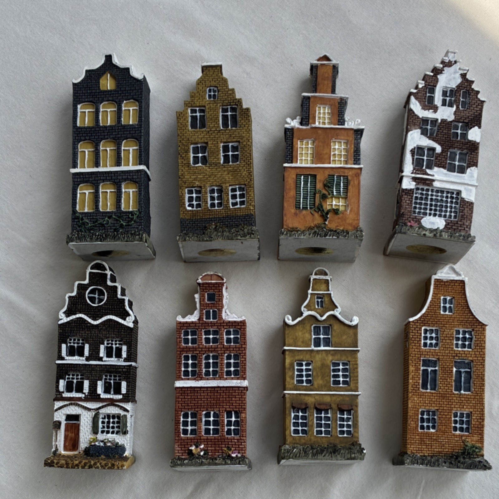 K’s Collection Miniature City Houses Set of 8 Resin Painted Multicolor Decor