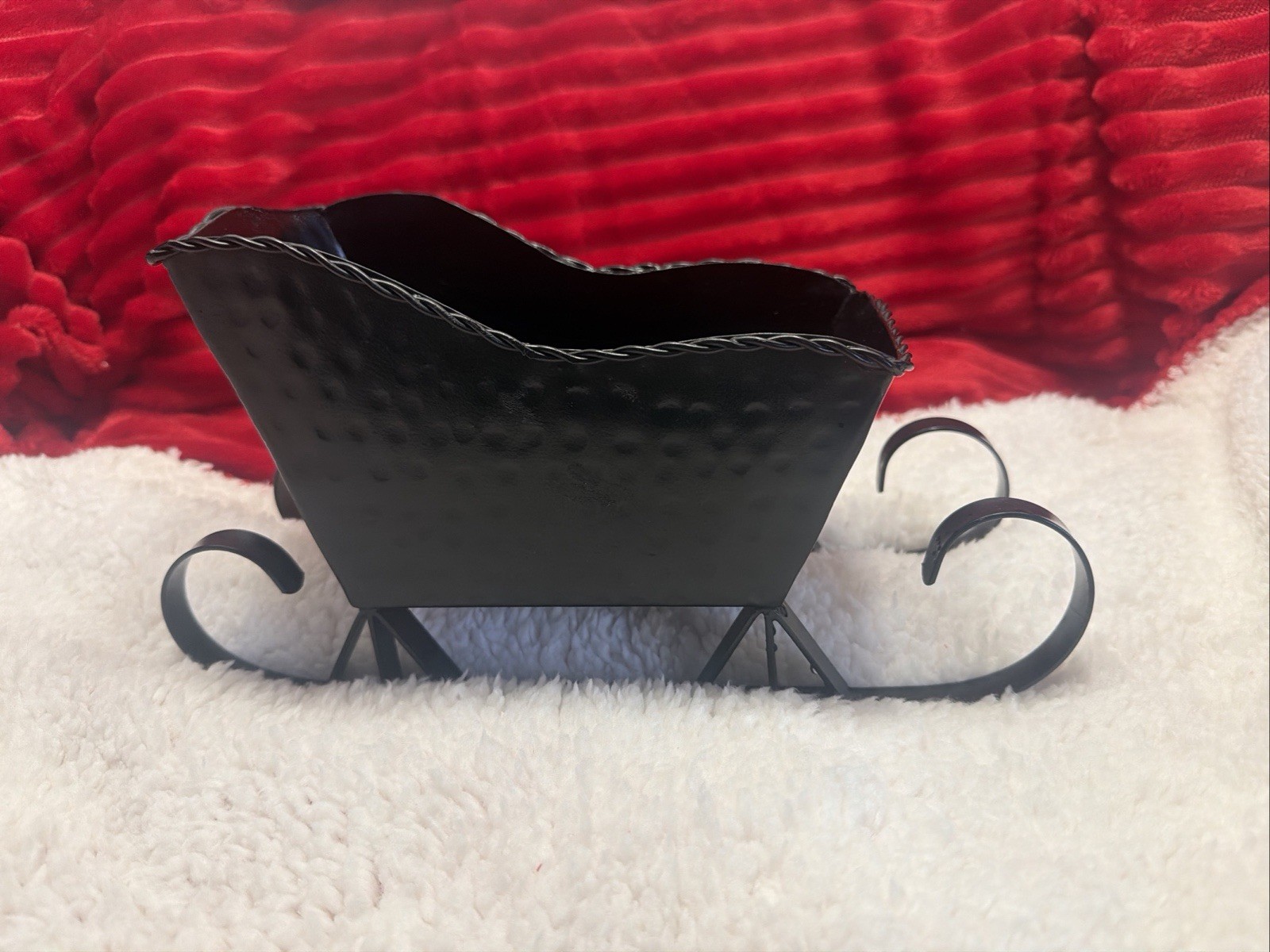Black Metal Kohl’s Santa Sleigh Sled 11.5 X 6 X 4 NICE Christmas Deer Decor