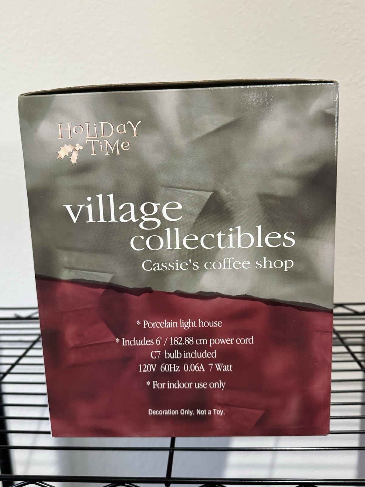 Holiday Time Cassie’s Coffee Shop Lighted Village Decor Christmas Village