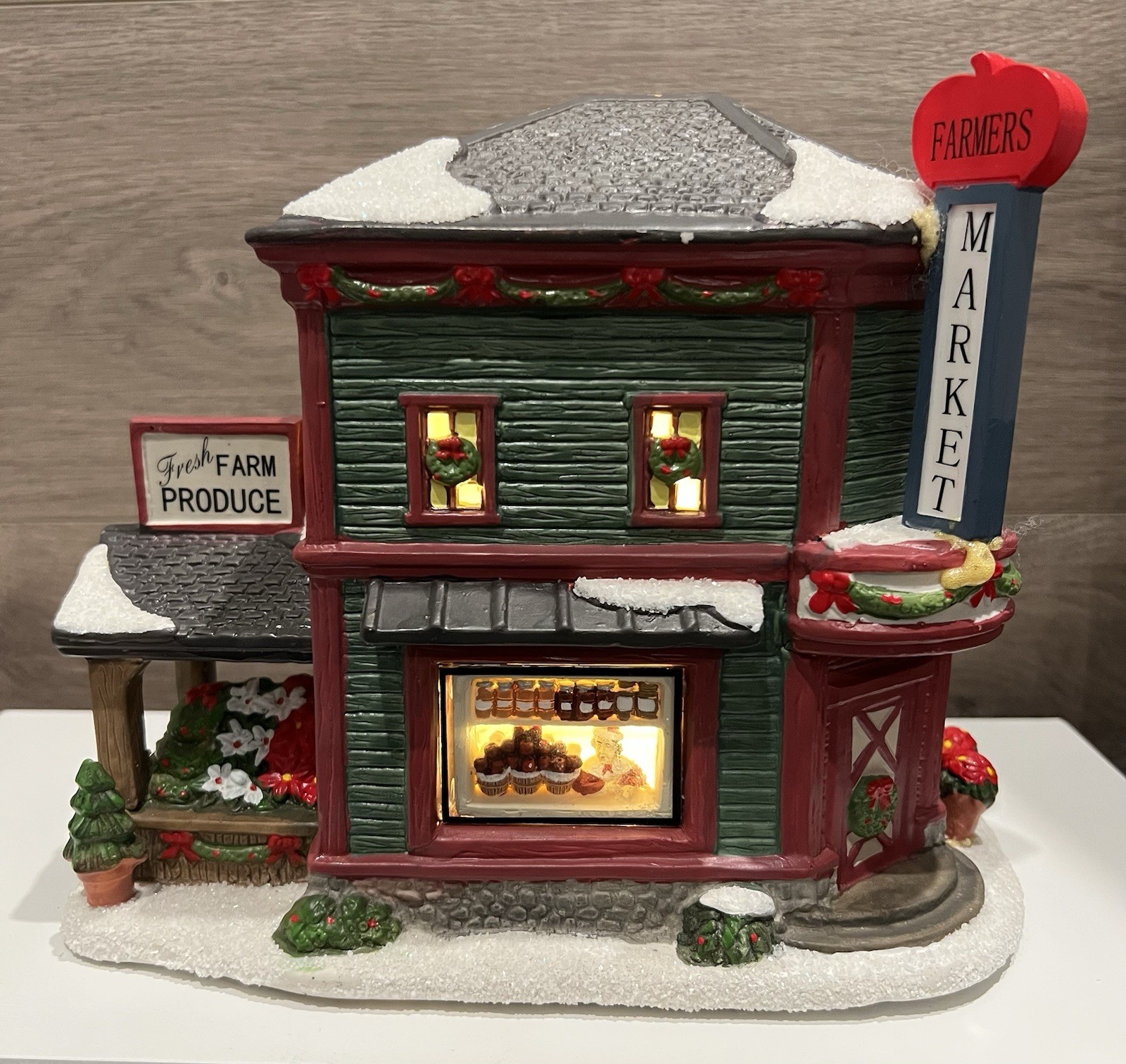 2015 St. Nicholas Square Christmas Village Farmer’s Market Light Included 7.5” H