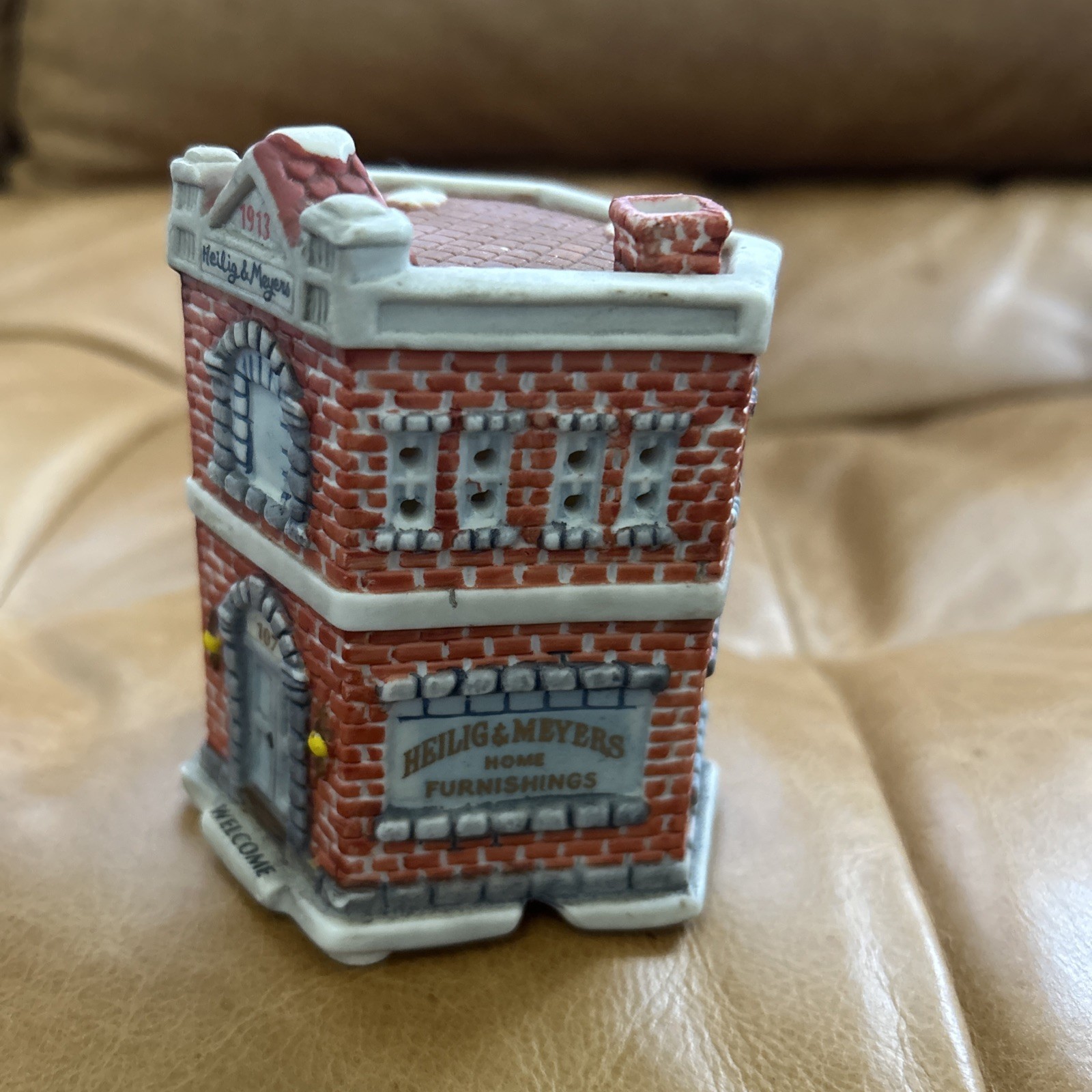 American Landmarks Collection Gem Drugs and Helig & Meyers Christmas Vtg. 1994