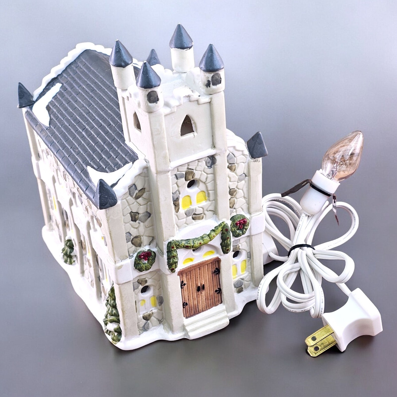Vintage Pacific Rim Porcelain Christmas Queens Road Church Village House Taiwan