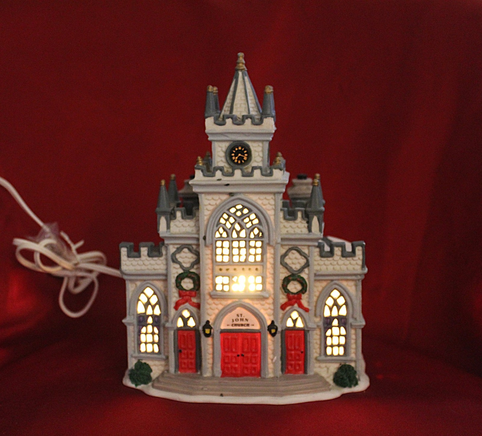 Lemax 2001 St John Lighted Porcelain 663299 Tested Lights Work