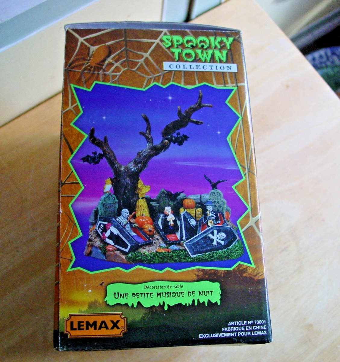 2007 Lemax Spooky Town A LITTLE NIGHT MUSIC Halloween Village Diorama Figurine
