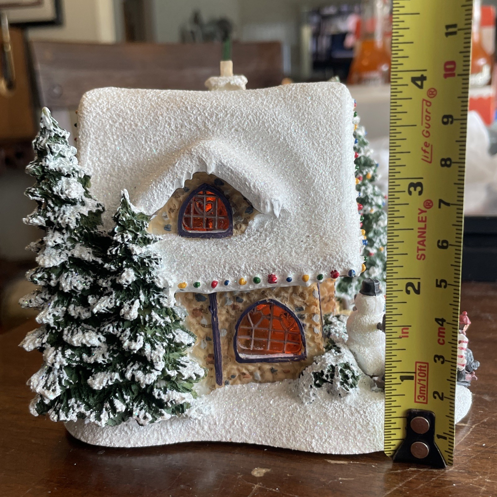 2006 Thomas Kinkade Christmas Village Sweetheart Cottage Teleflora Works