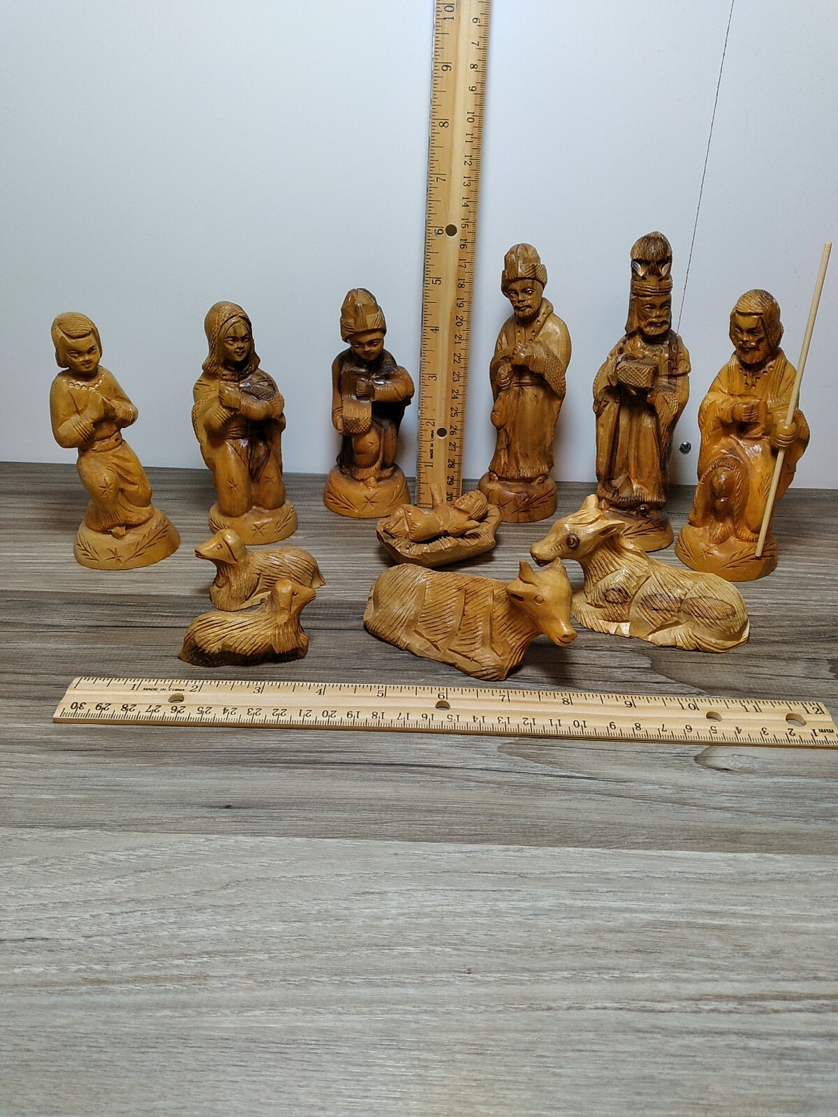 Vintage Hand Carved Christmas Nativity Set Holy Family Kings Lambs Shephard 12pc