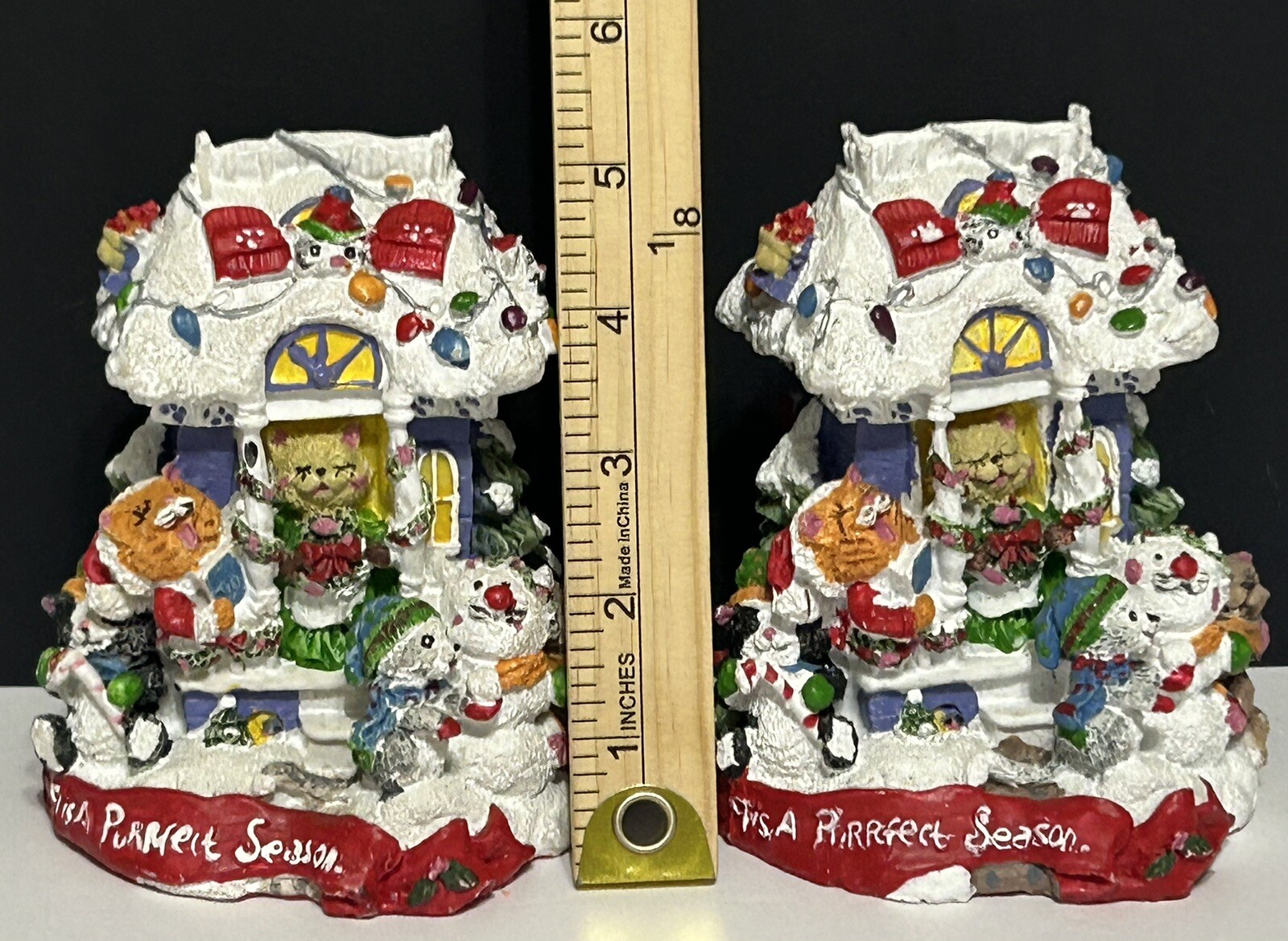 IT’S A PURRFECT SEASON Christmas Holiday Resin House 5.5″ Tall x 4″ Wide 2 Ct