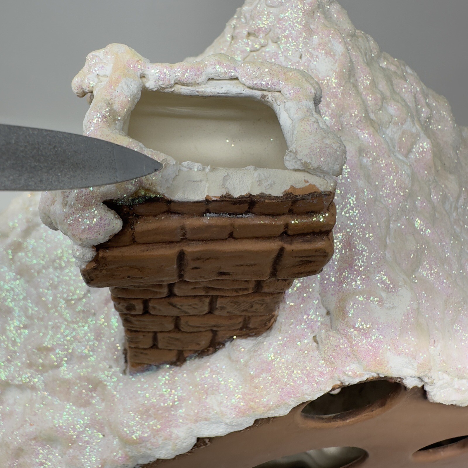 Vtg Provincial Ceramic Mold Santa’s Workshop Christmas House SOME BROKEN SNOW