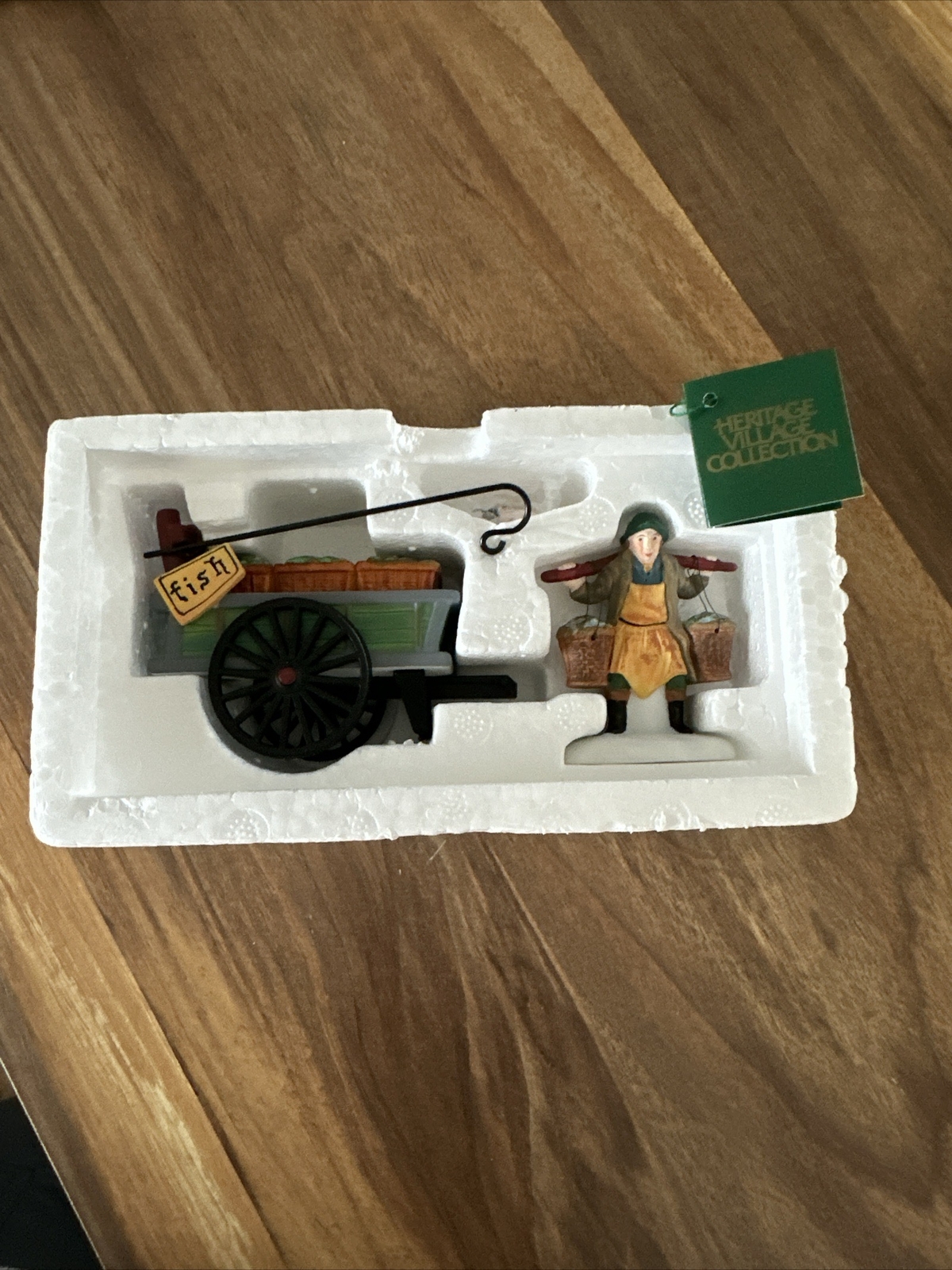 Department 56 Her Village “Chelsea Market Fish Monger & Cart” Set Of 2 5814-9