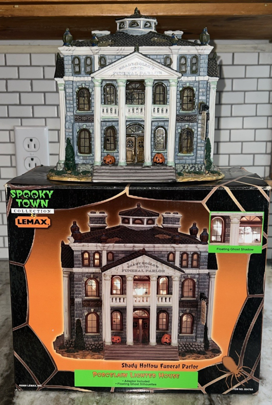 Lemax 2003 Pumpkin Hollow Shady Hollow Funeral Parlor Lighted House #280-0680