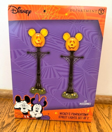Dept 56 MICKEY’S PUMPKINTOWN STREET LIGHTS SET Disney Village Halloween 6007730