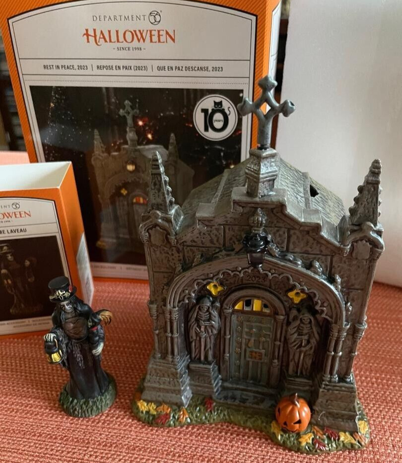 Dept 56 Halloween Rest in Peace 2023 sold w/ Madame Laveau NIB Lit Ceramic Crypt