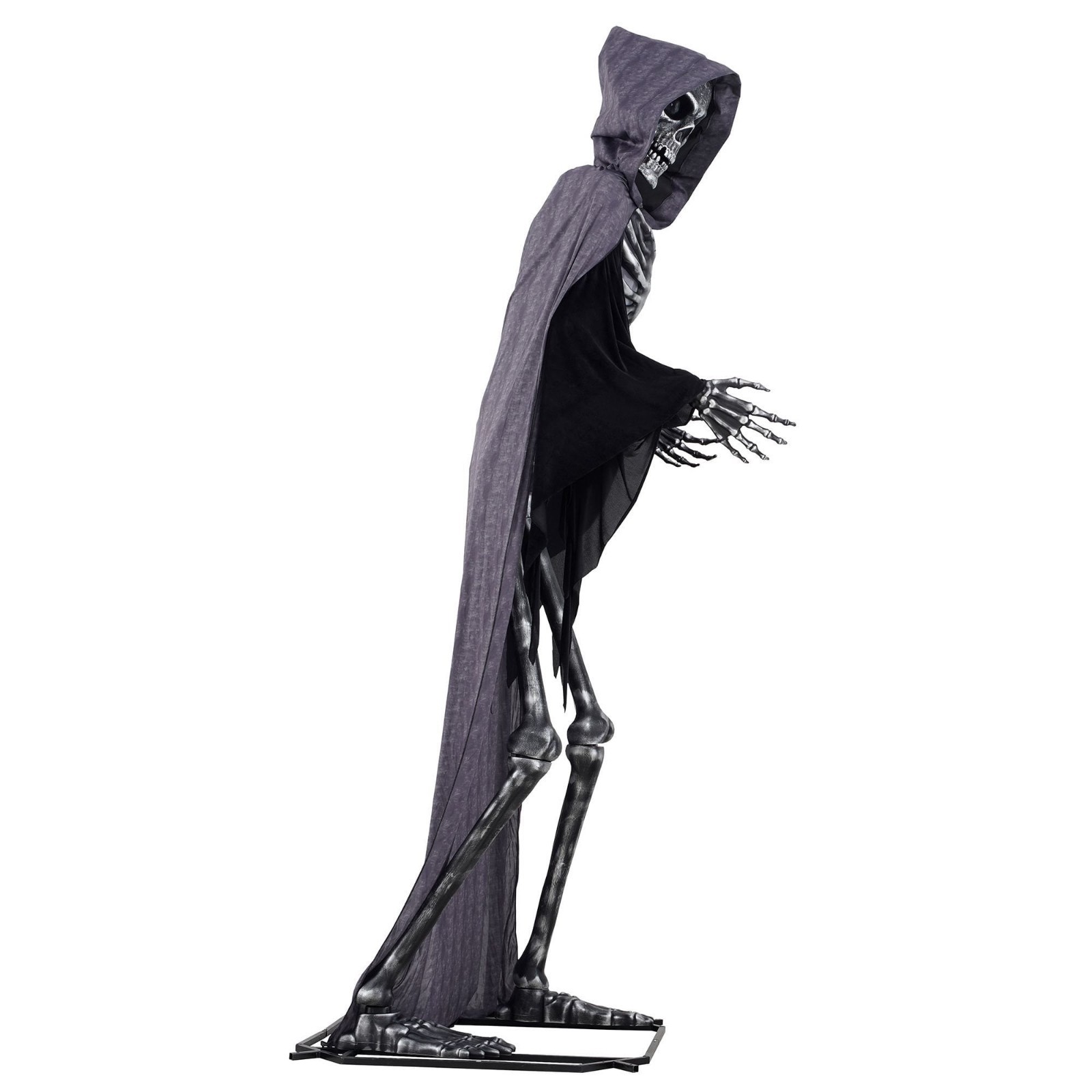 Member’s Mark 11′ Pre-Lit Animated Towering Reaper