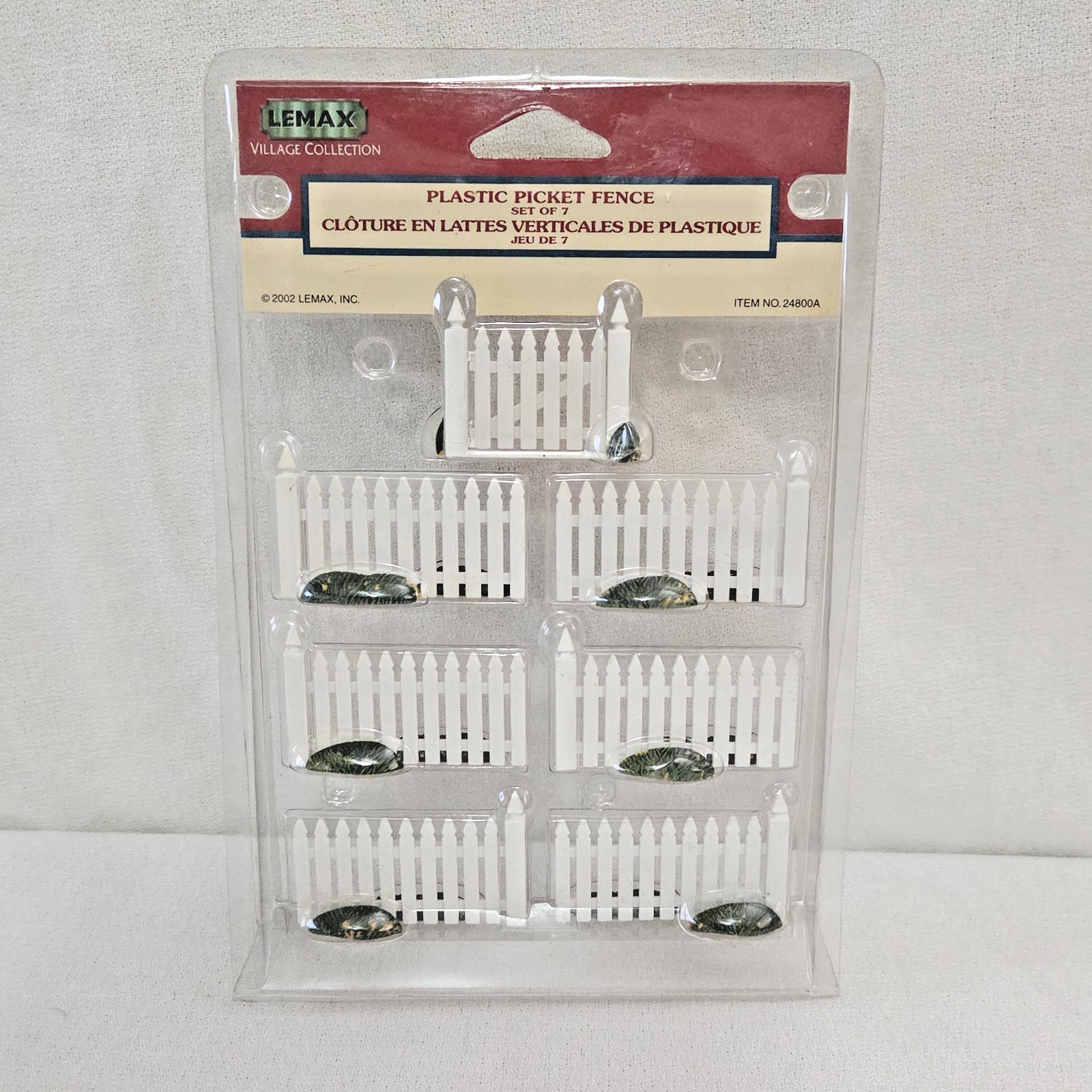 Lemax 2002 Village Collection Plastic Picket Fence Set of 7 #24800A