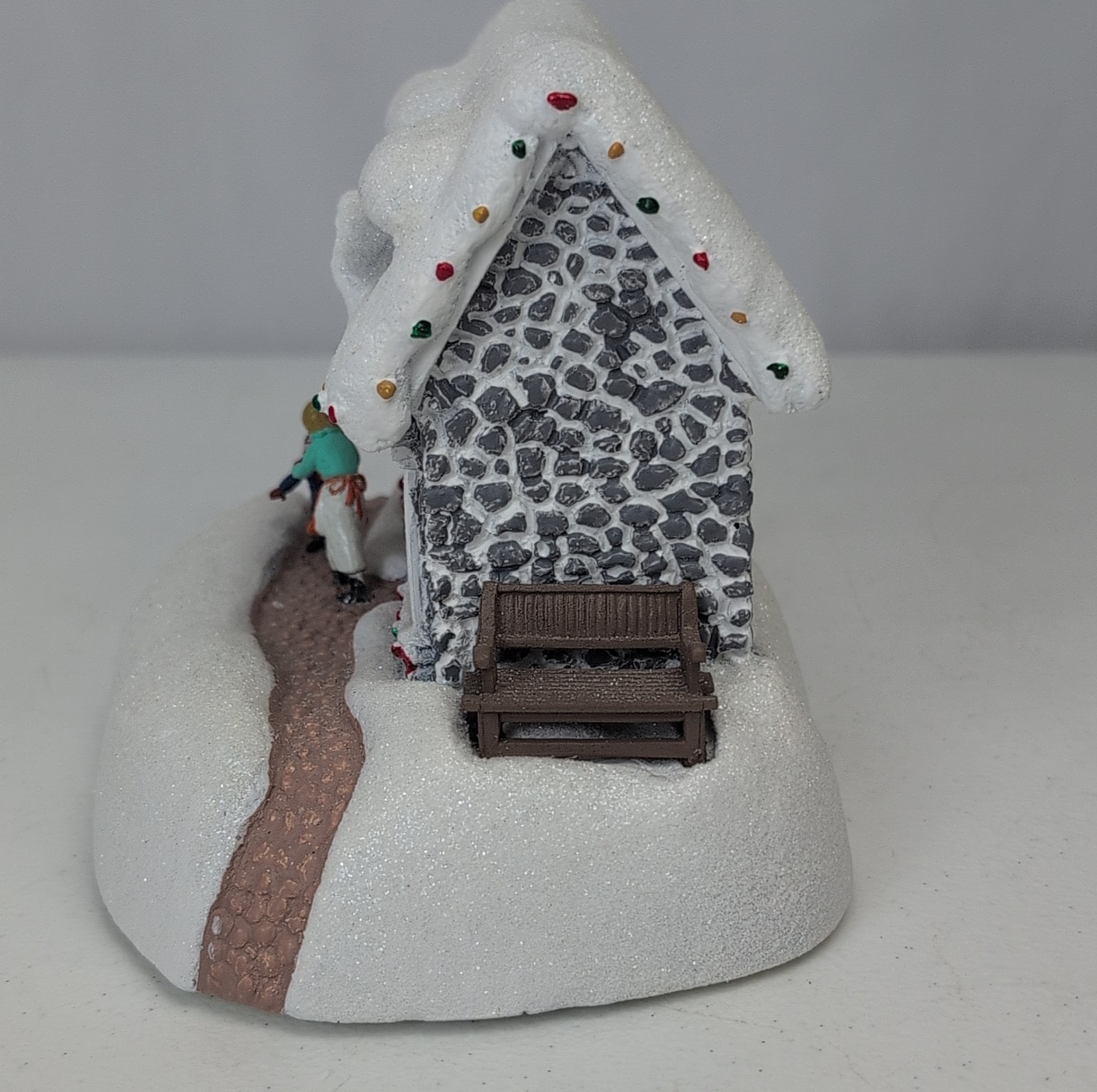 2022 Thomas Kinkade Snowflake Fudge Sweet Shoppe Lighted Display Collectible