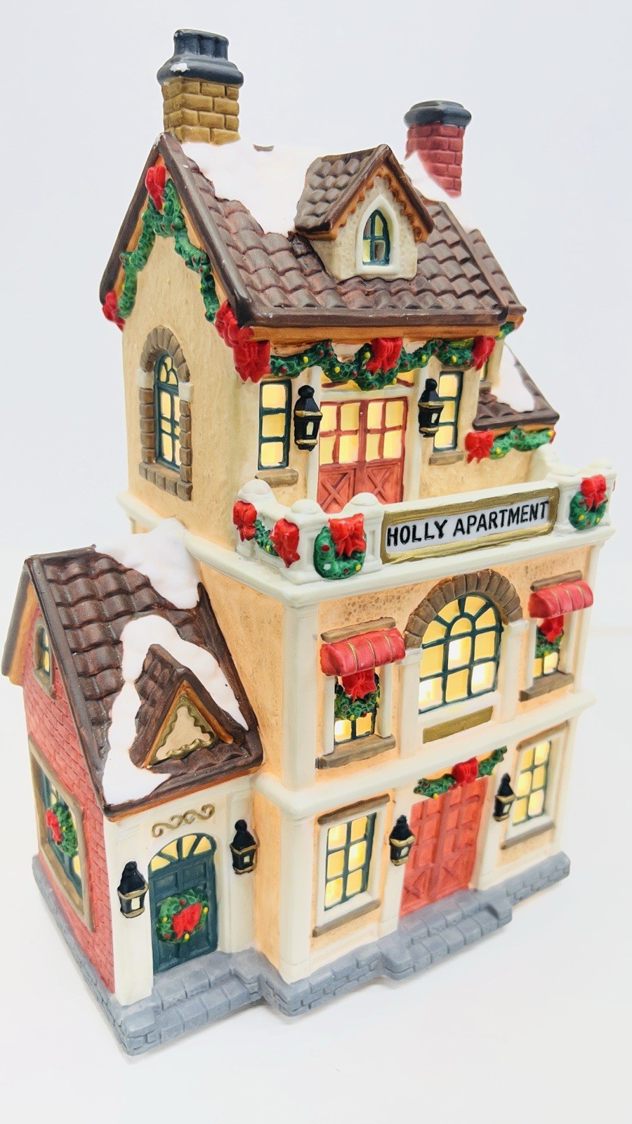 Copperfield Keepsake “ Holly Apartment ” Porcelain Lighted House Excellent !