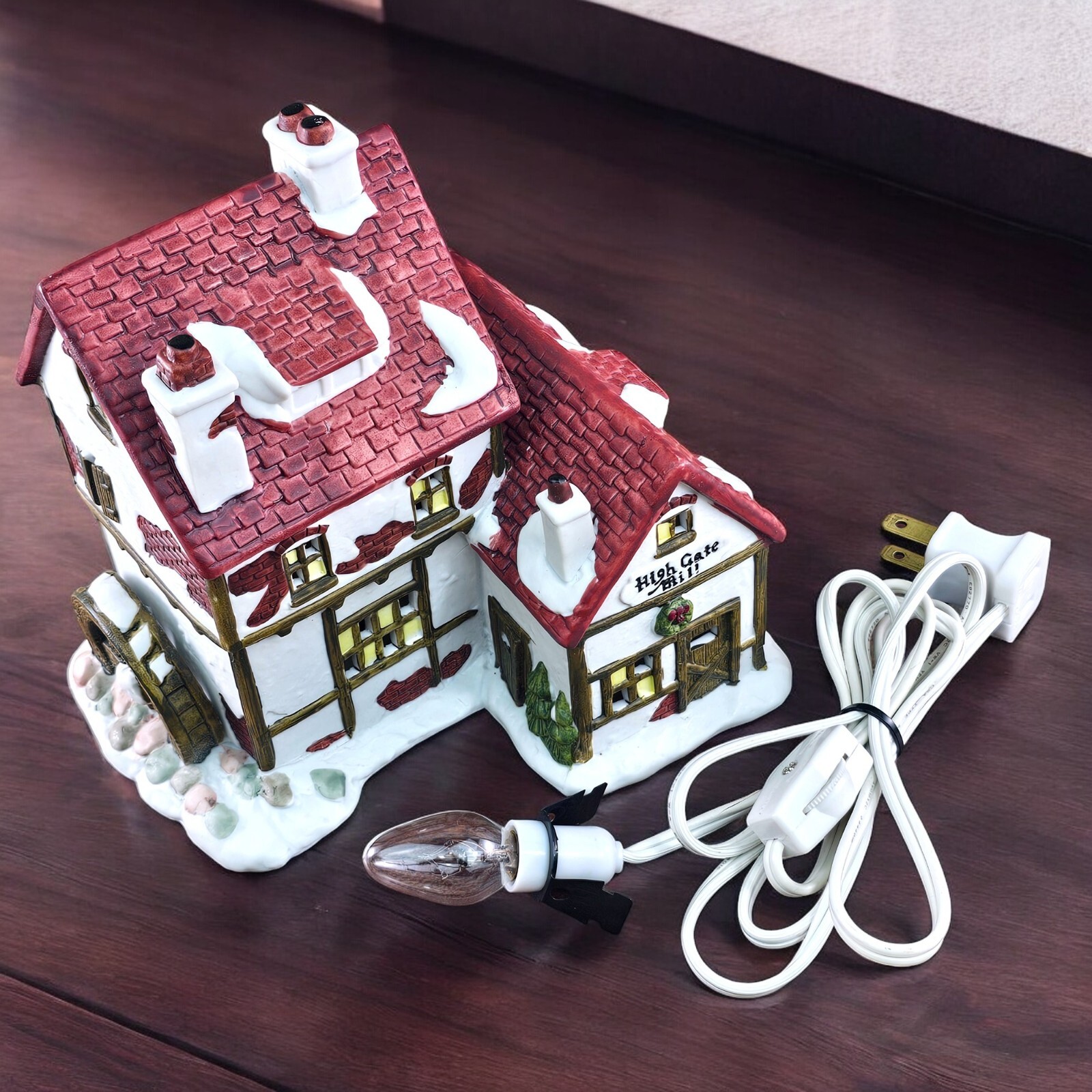 VTG Pacific Rim Porcelain Christmas High Gate Mill Light Up Village House Taiwan