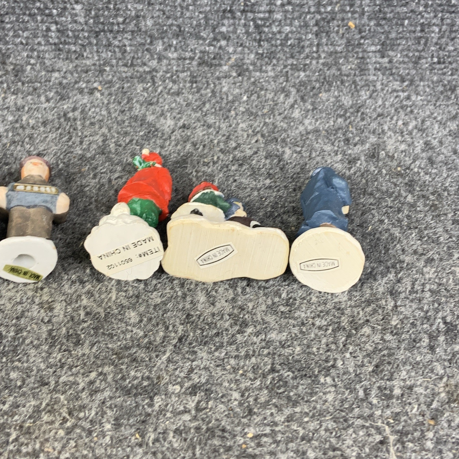 Lot of 10 Christmas Village Resin Assorted Figurines Unbranded Seasonal