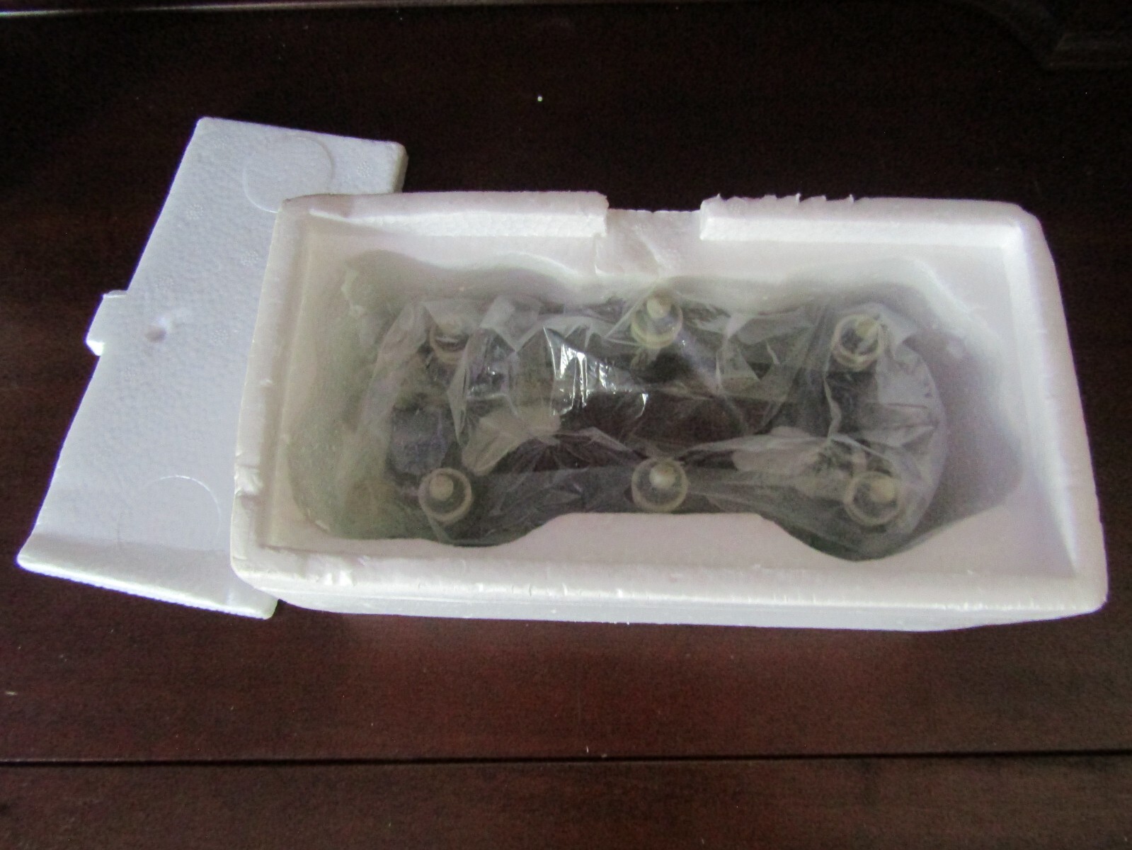 Department 56 The Heritage Village Collection Porcelain”Lionhead Bridge” #5864-5