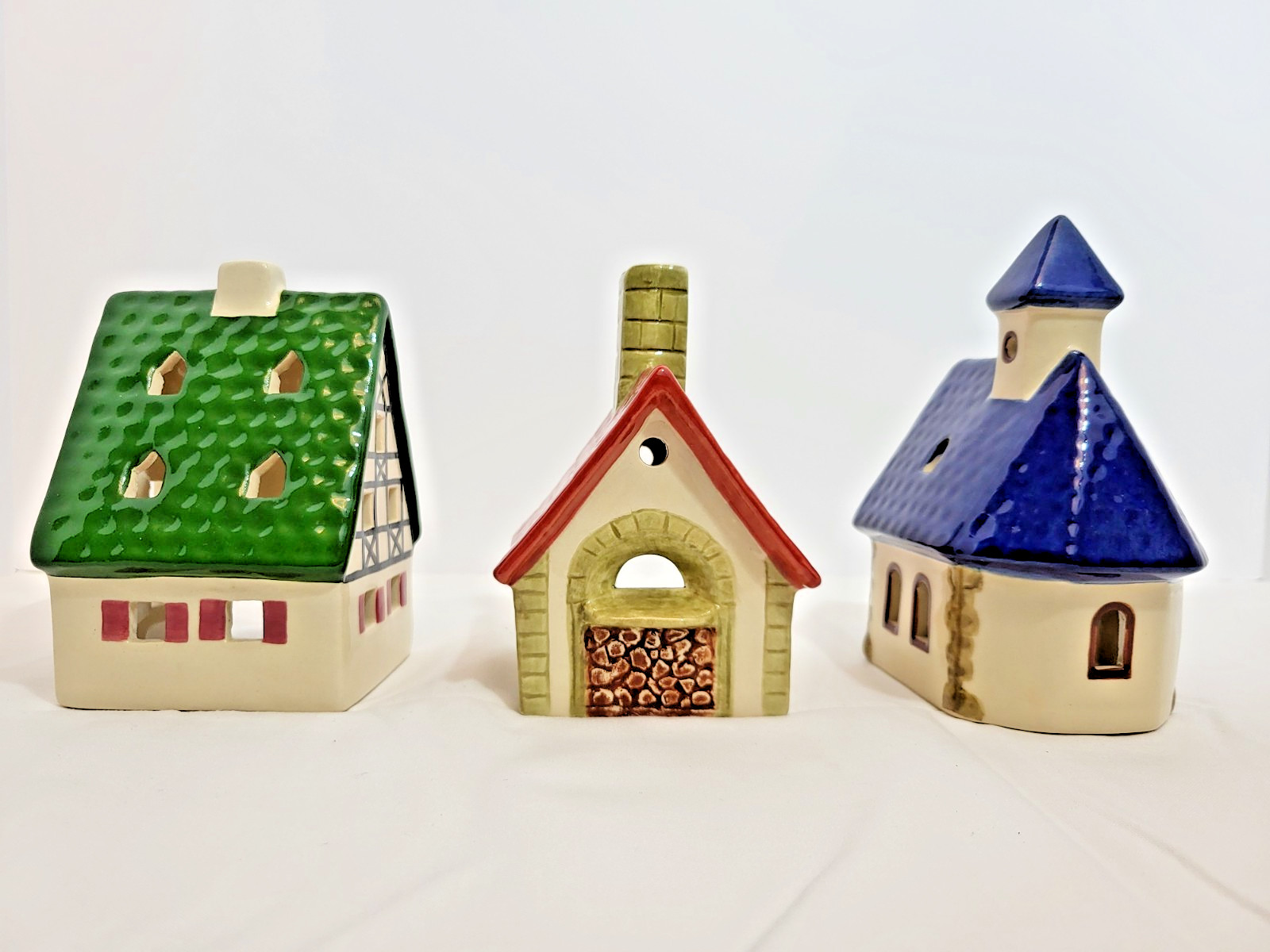 Echt Thüringer Unikat German Hand Painted Ceramic Tealight Village Houses Set 3