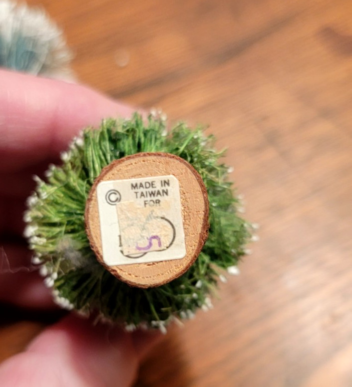 Vintage Bottle Brush Trees Flocked with Bases Lot of 5 TAIWAN