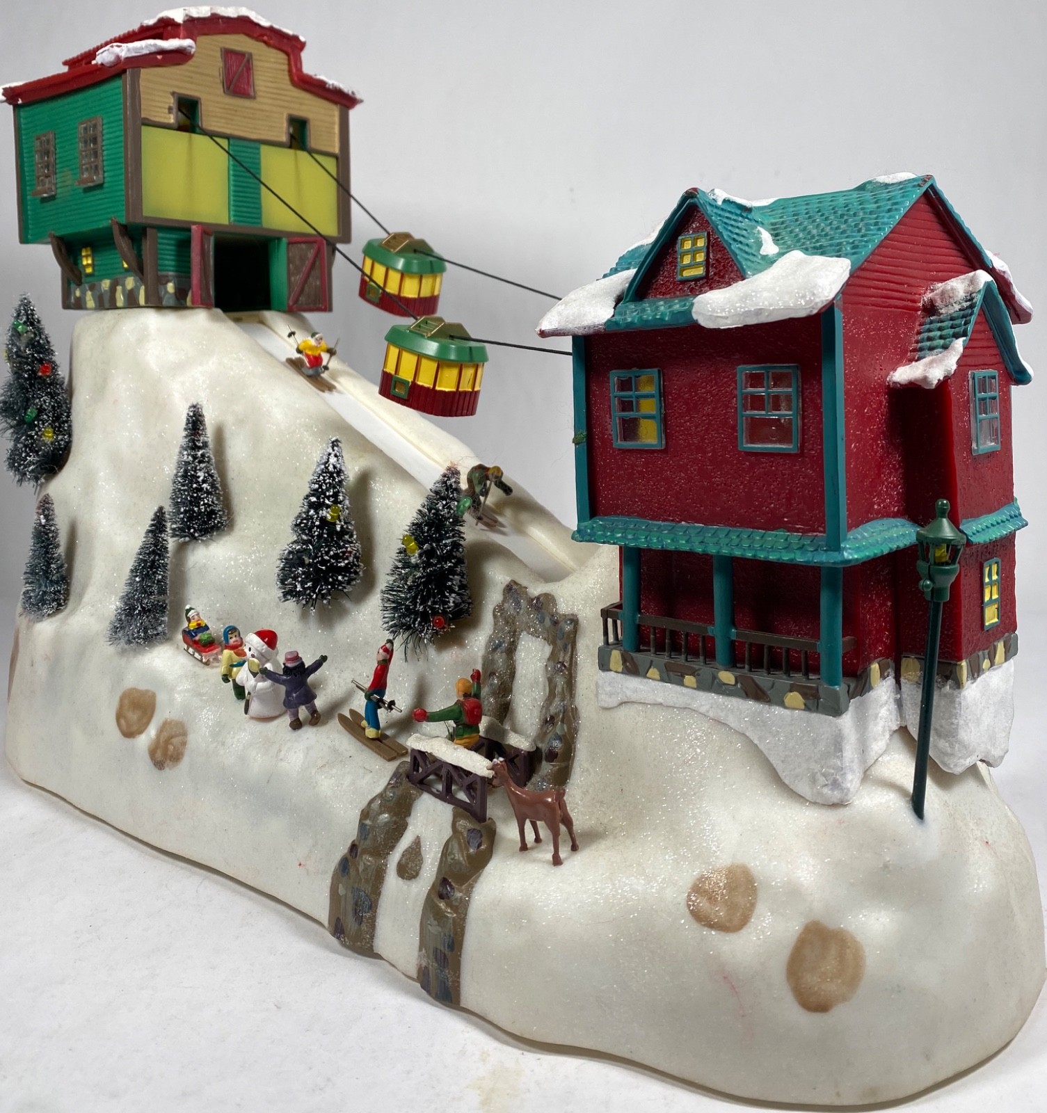 VINTAGE MR CHRISTMAS WINTER WONDERLAND CABLE CAR SKI SLOPE ANIMATED MUSICAL