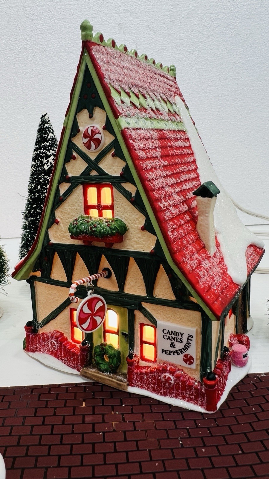 Dept 56 North Pole Series “Start A Tradition Set” Set Of 12 Pieces Excellent !