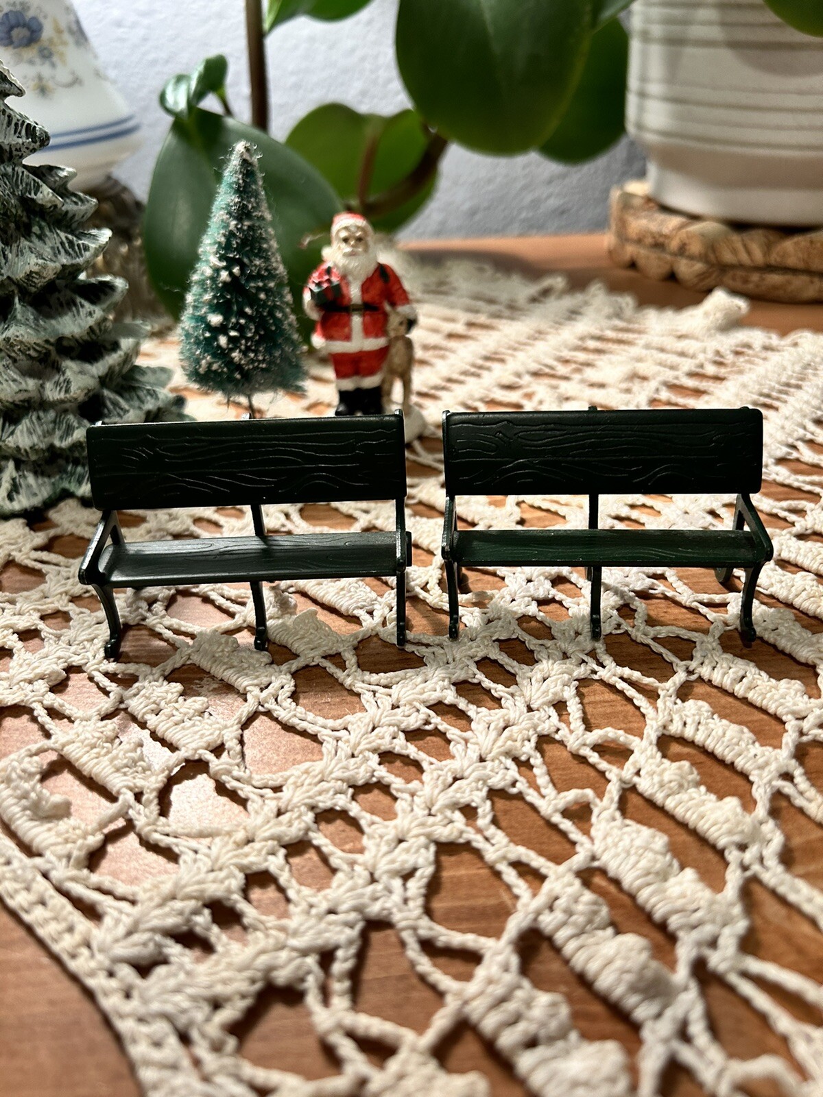 Vintage Victorian Christmas Village Accessories Pieces Figurines 6 Pieces Total