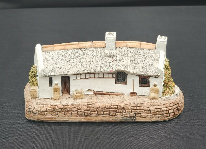 Lilliput Lane Vintage 1985 Burns Cottage Made In Cumbria United Kingdom