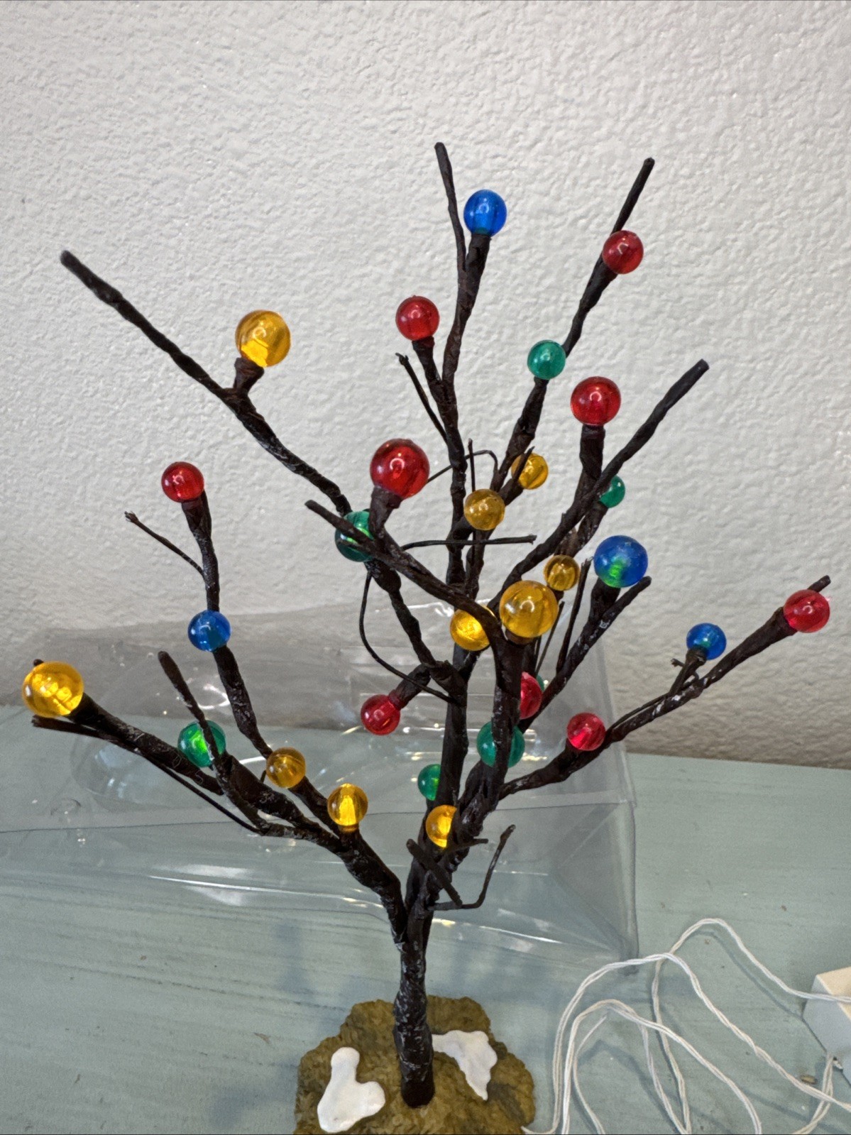 LEMEX 9″ DRY TREE WITH COLORFUL MINI LIGHTS WORKS! VILLAGE ACCESSORY