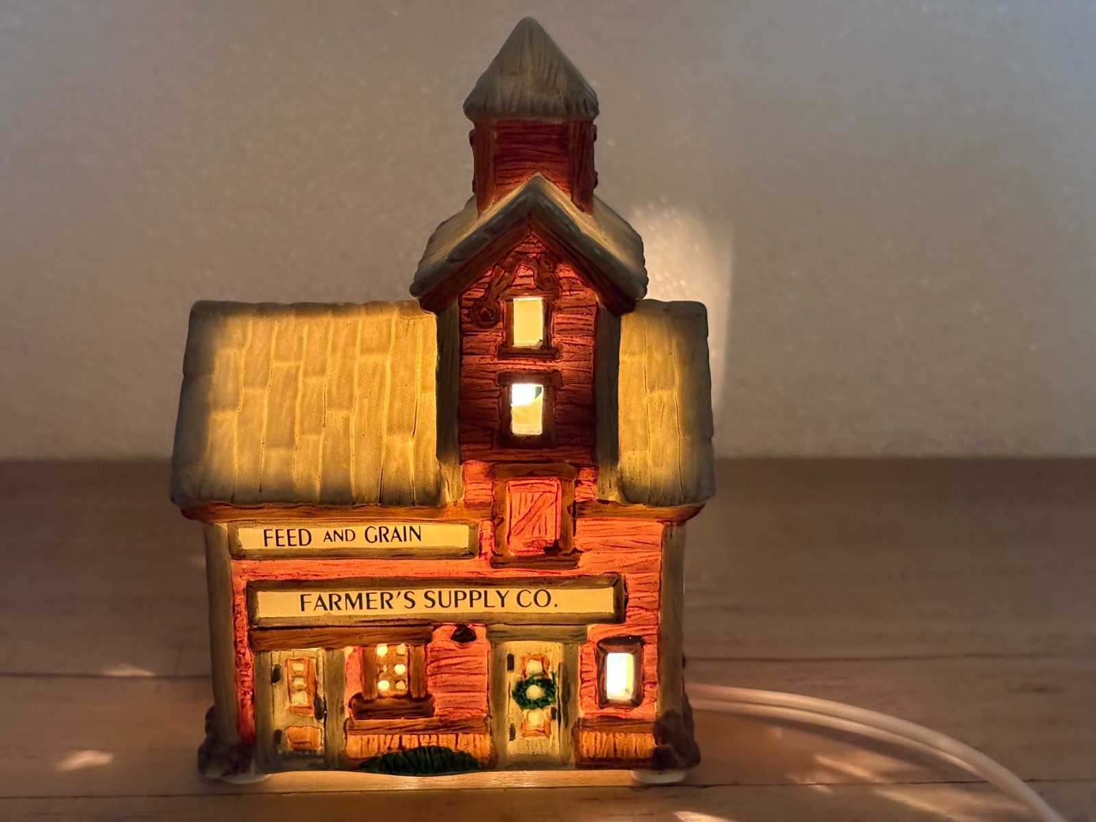 Vtg 1995 Home Town America Collection Christmas Porcelain Feed & Grain