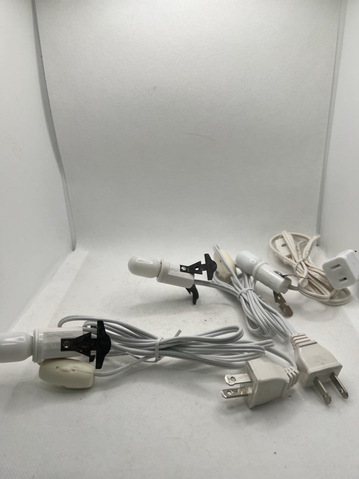 3 Vintage Light Socket and Cord for Christmas Village House