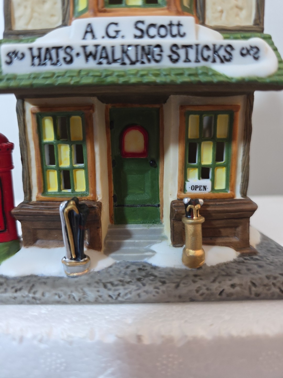Dept 56 Dickens Village “A.G. Scott Hats & Walking Sticks” #58741 Lighted House