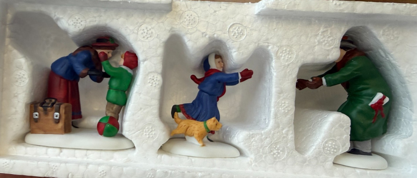 Dept 56 Heritage Village Welcome Home Set of 3 Porcelain Accessories #5533-6