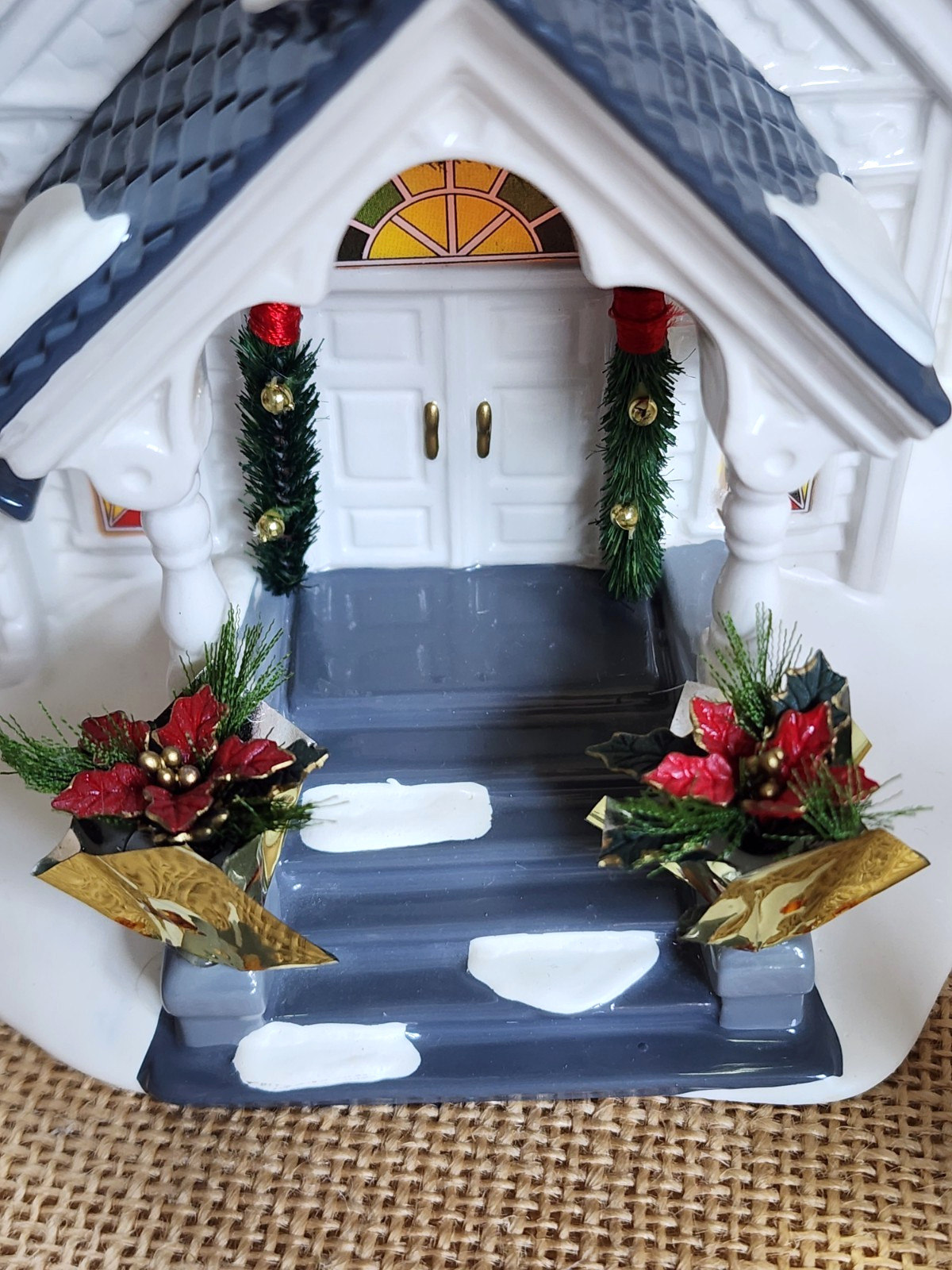 🎄Dept 56 Snow Village “Silent Night Church” Lighted &Musical – Retired 2005