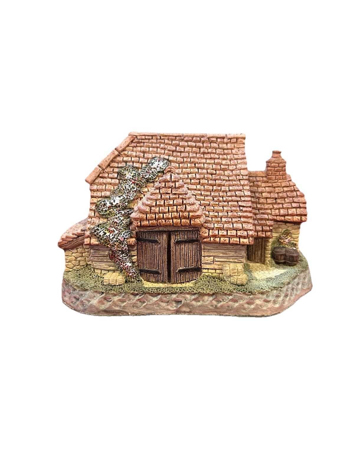 David Winter Cottages British Traditions Harvest Barn Figurine with Original Box