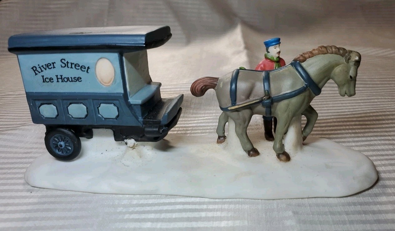 Dept. 56 1989 Christmas In The City River St. Ice House Cart #5959-5 Horse Drawn