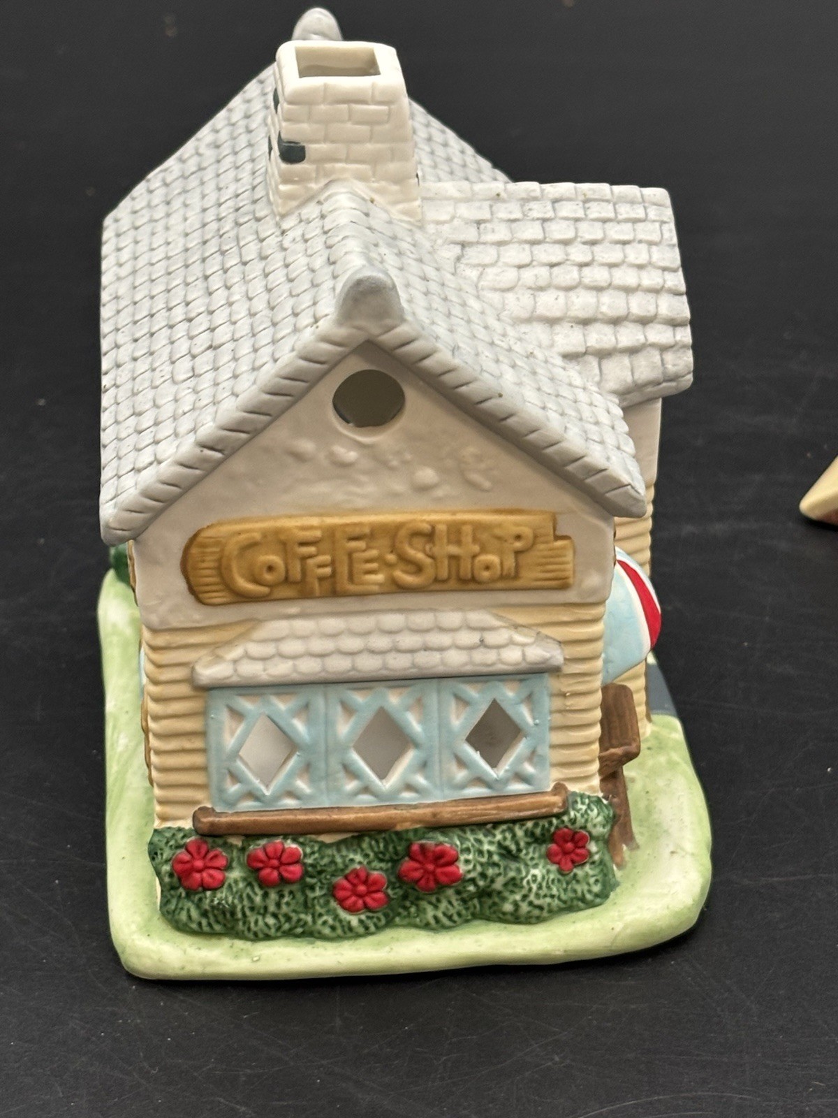 PartyLite Olde World Village Train Station & Coffee Shop tealight Houses Retired